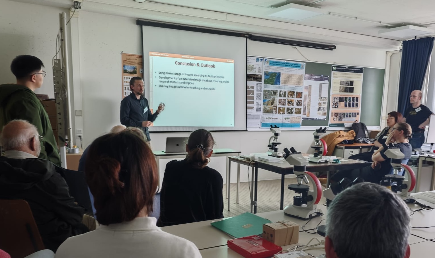 Organizing workshops to promote Dark Earth research in Europe.